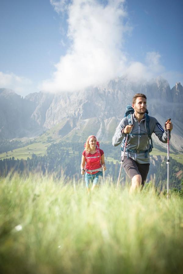 Nice Living Neue- Moderne Apartments Im Herzen Von Brixen - Kostenlose Brixencard - Ideal Fuer Familien, Paare, Geschaeftsreisende Und Allen Urlaubs Hungrigen Bagian luar foto