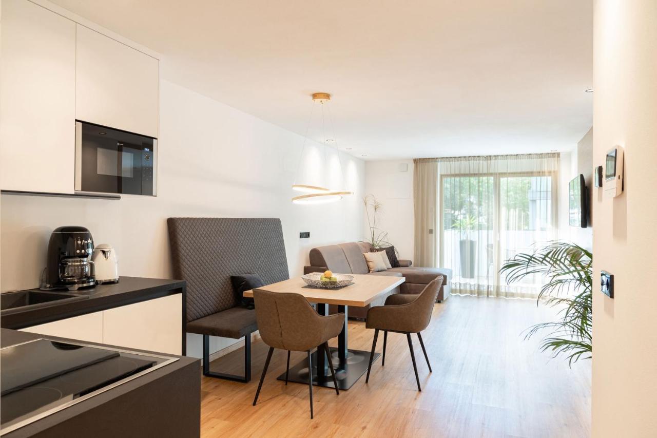Nice Living Neue- Moderne Apartments Im Herzen Von Brixen - Kostenlose Brixencard - Ideal Fuer Familien, Paare, Geschaeftsreisende Und Allen Urlaubs Hungrigen Bagian luar foto
