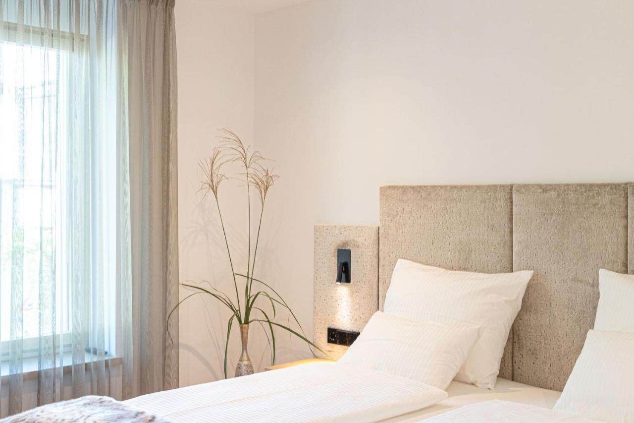 Nice Living Neue- Moderne Apartments Im Herzen Von Brixen - Kostenlose Brixencard - Ideal Fuer Familien, Paare, Geschaeftsreisende Und Allen Urlaubs Hungrigen Bagian luar foto